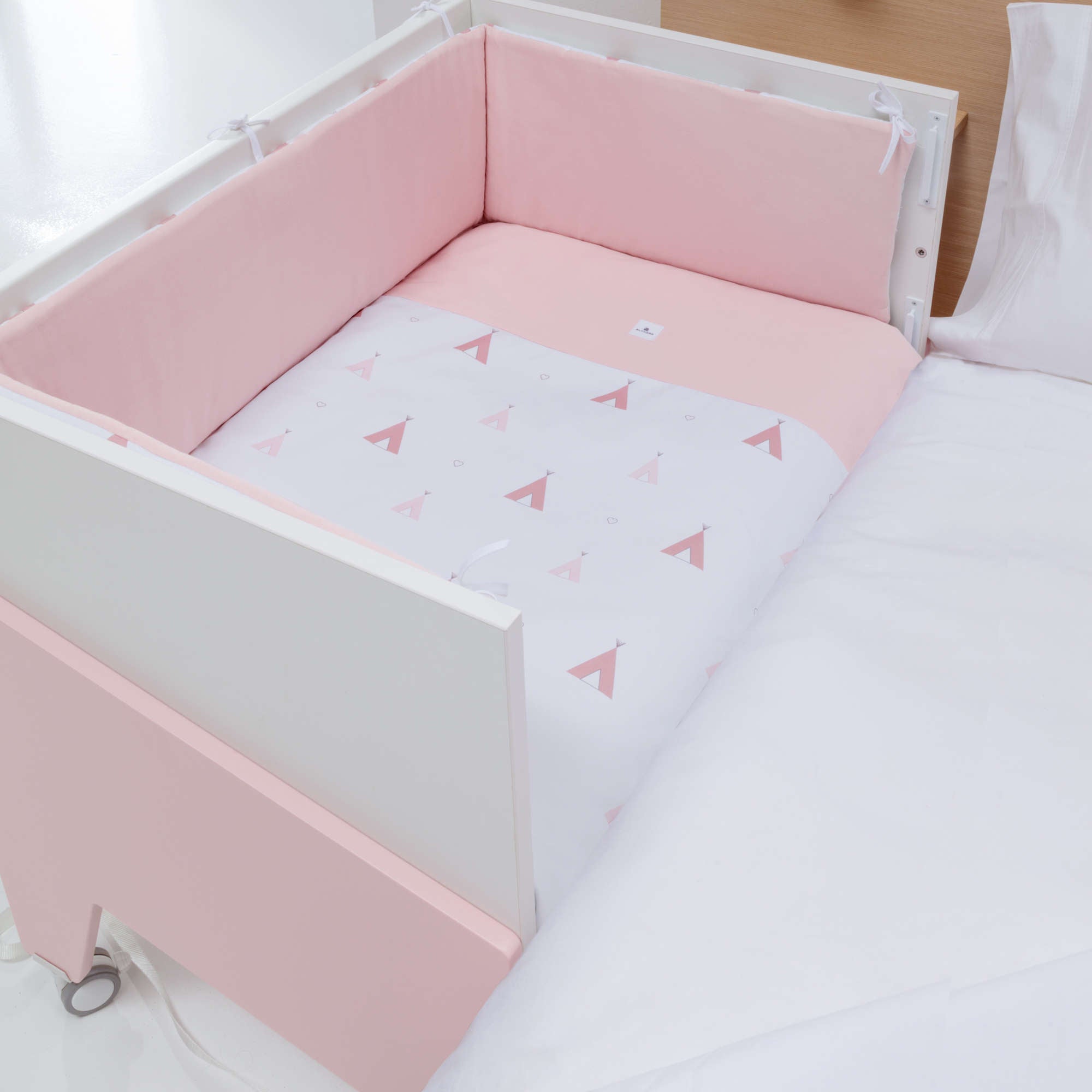 Minicuna de colecho 50x80 cm para bebé (5en1) blanca/rosa · Equo