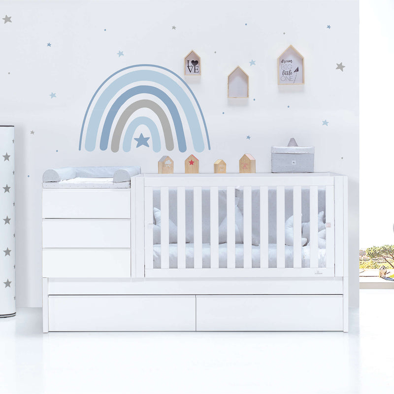 Cuna transformable en cama Sero Kubo White de líneas sencillas